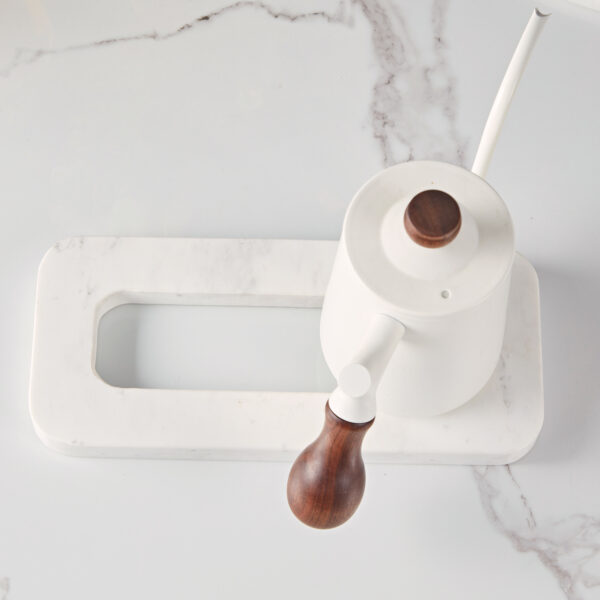 White Marble Linked Trivet - Image 12